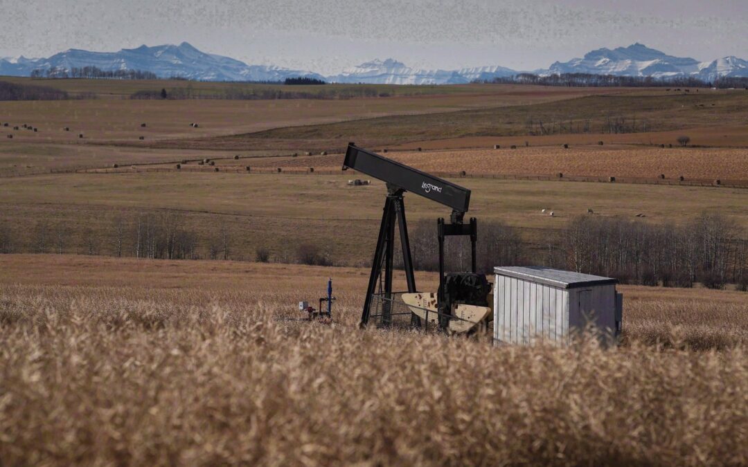 Alberta energy minister told to design incentives for industry to clean up oil wells
