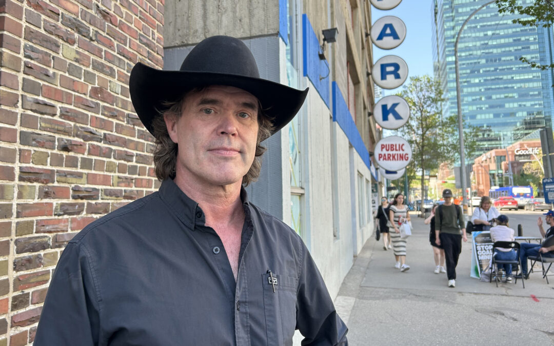 Corb Lund’s Alberta anti-coal petition enters homestretch amid separatism